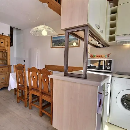 Apartment Duplex 4 Pieces Sud, 8 Pers, Balcon, Au Pied Des Pistes - Fr-1-455-2 *